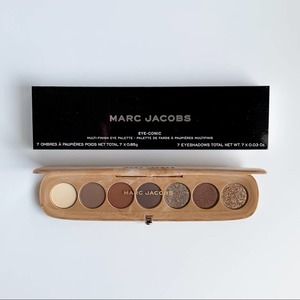 Marc Jacobs Eyeshadow Pallete in Fine Grind, NWB - clasp/closure damaged